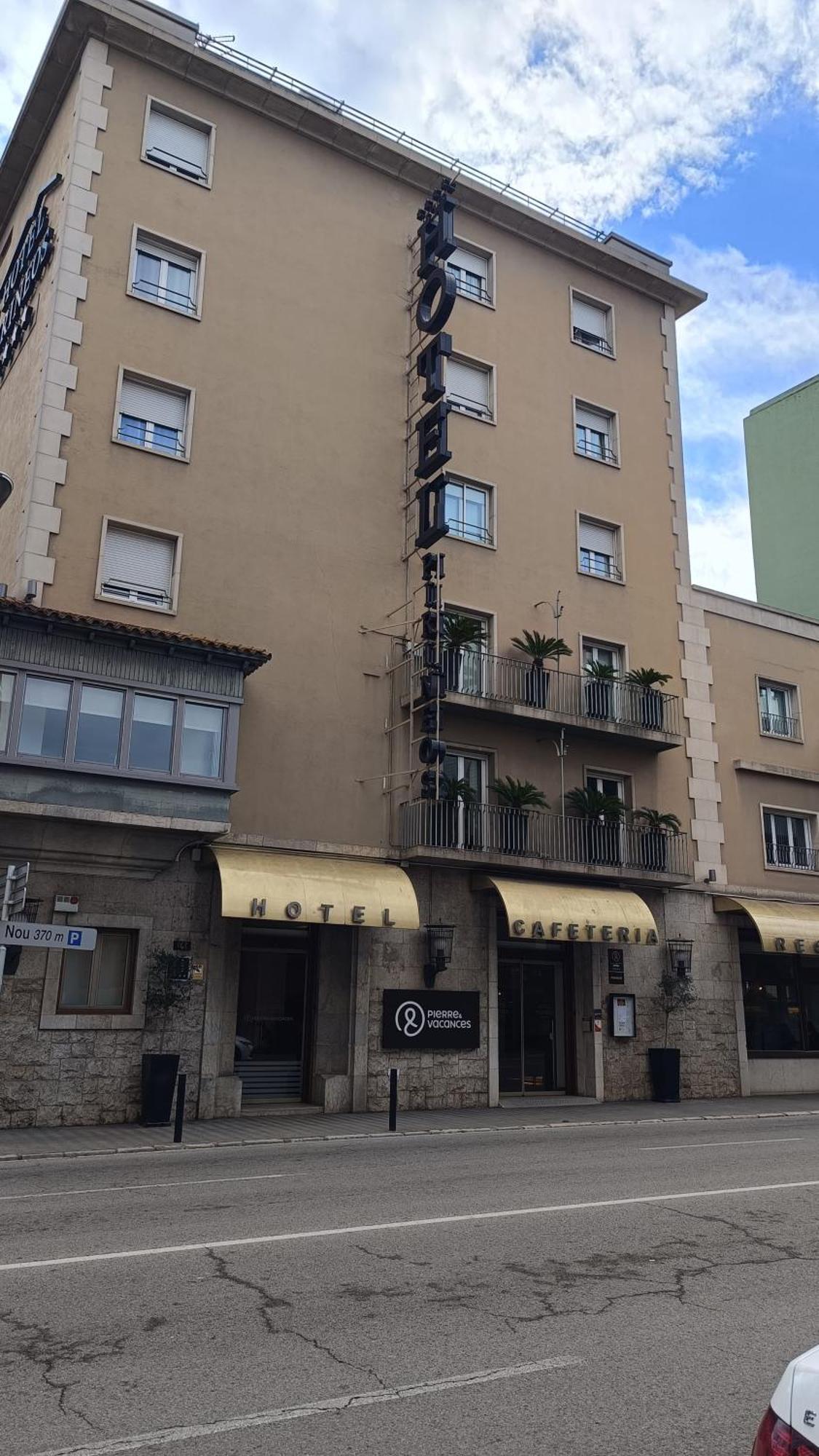Hotel Pirineos Figueres By Pierre & 4*