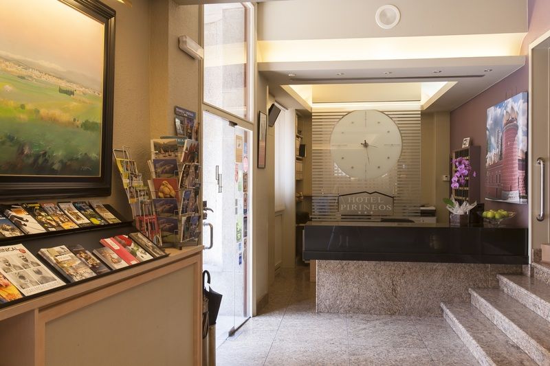 Hotel Pirineos Figueres By Pierre &