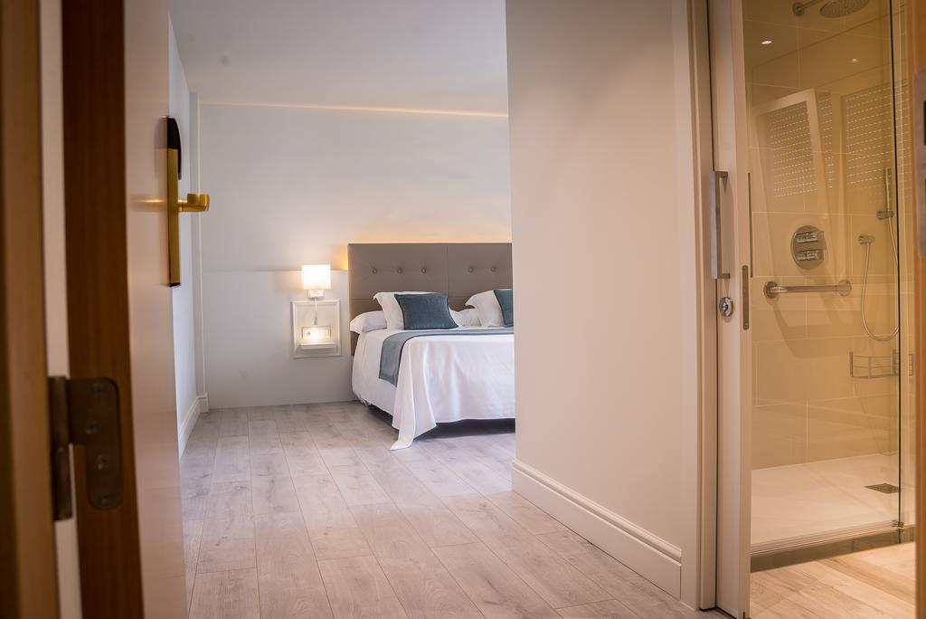 Hotel Pirineos Figueres By Pierre & 4*